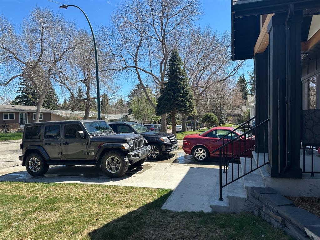 Picture for 2543 Chicoutimi Drive NW