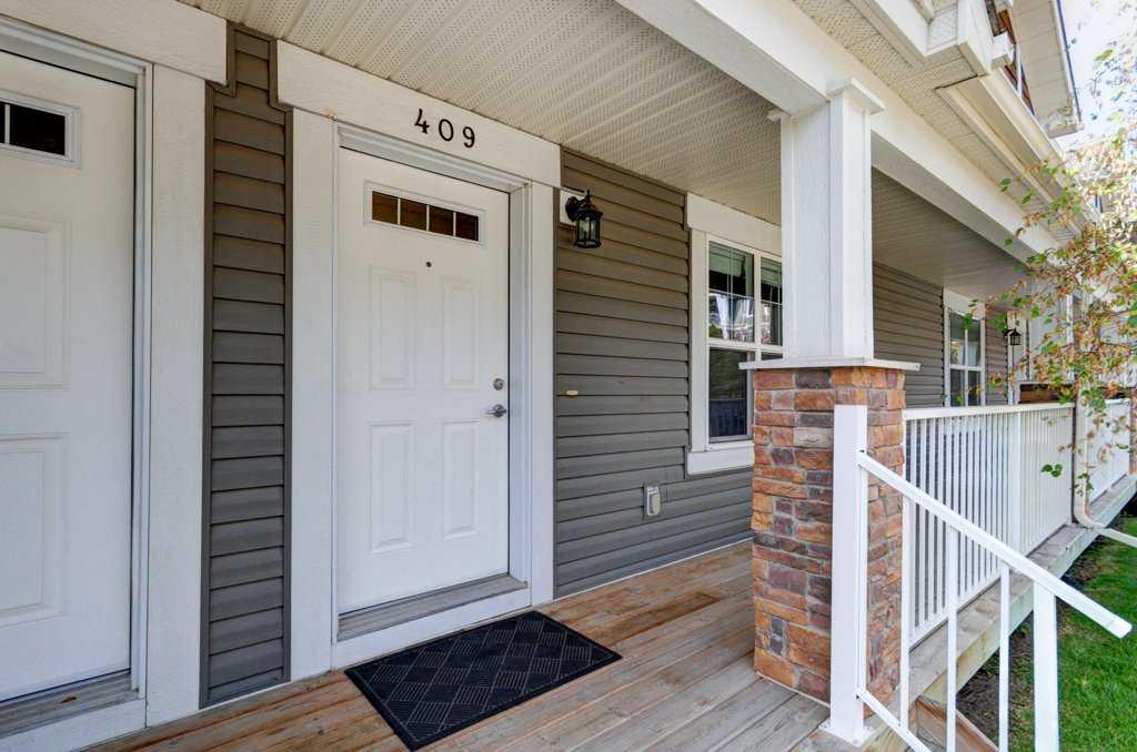 Picture for 409 Cranberry Park SE