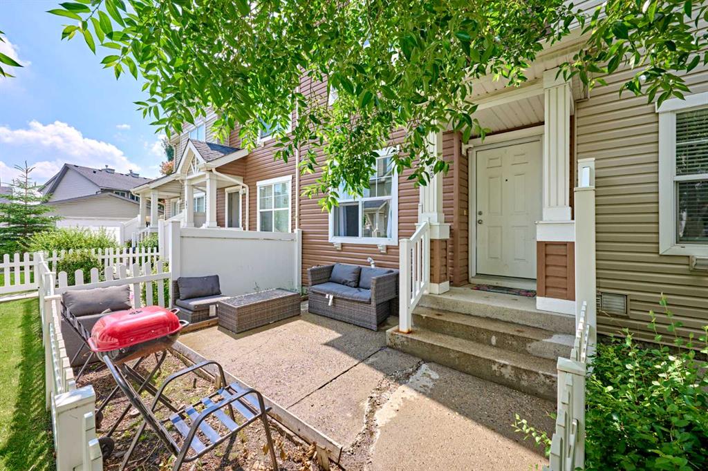 Picture for 225 ELGIN Gardens SE
