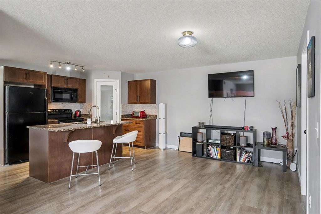 Picture for 11103, 2781 Chinook Winds Drive SW
