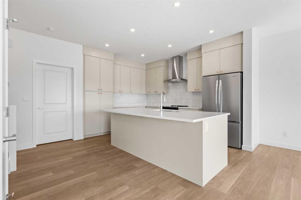 Picture for 34 Wild Rose Bay SW