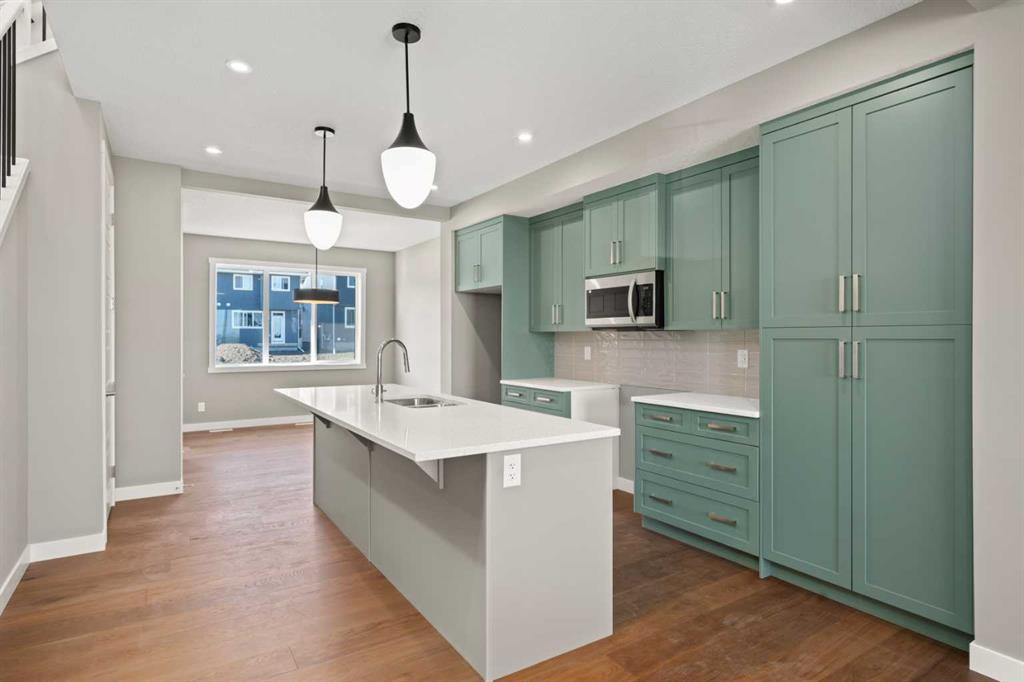 Picture for 644 Sora Boulevard SE