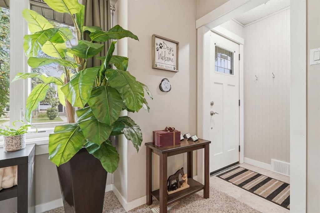 Picture for 1037 Regal Crescent NE