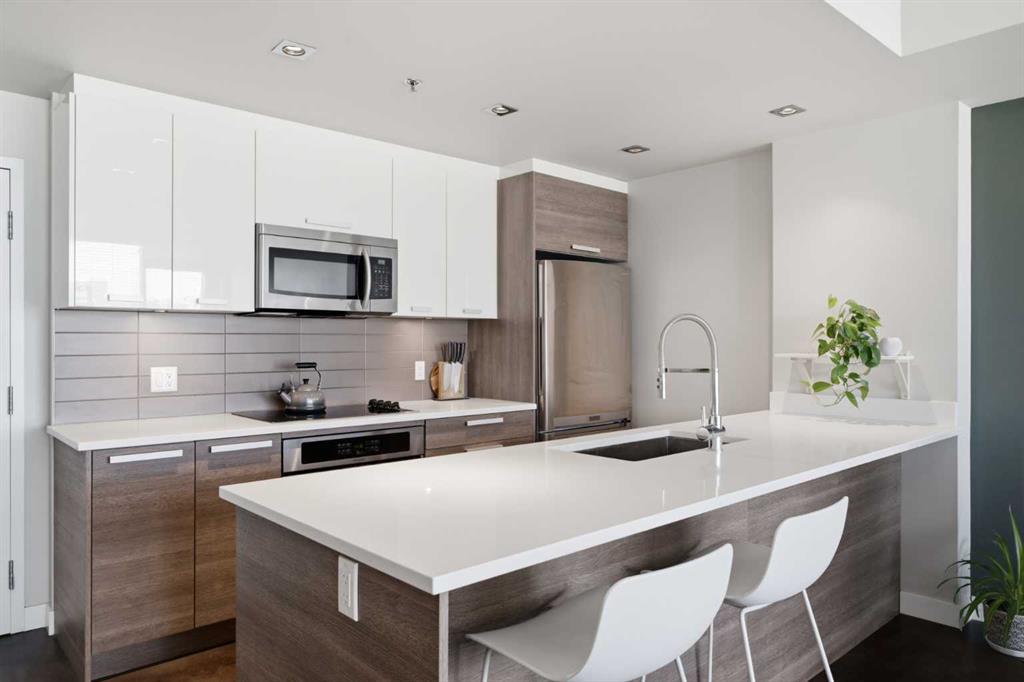 Picture for 506, 235 9A Street NW