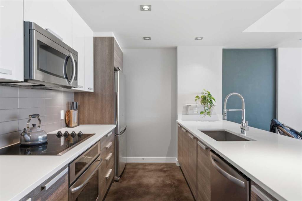 Picture for 506, 235 9A Street NW