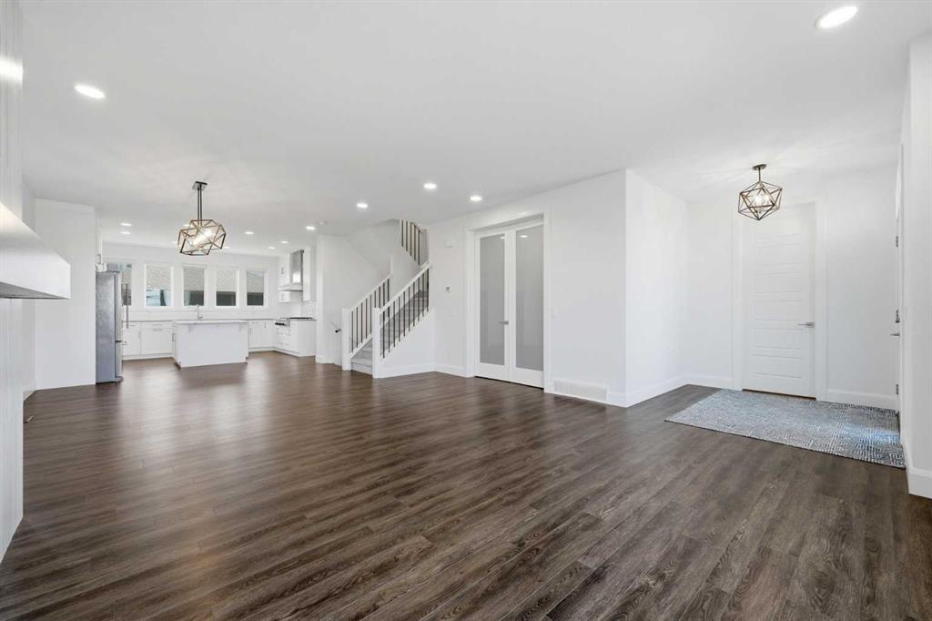 Picture for 125 South Harmony Drive 
