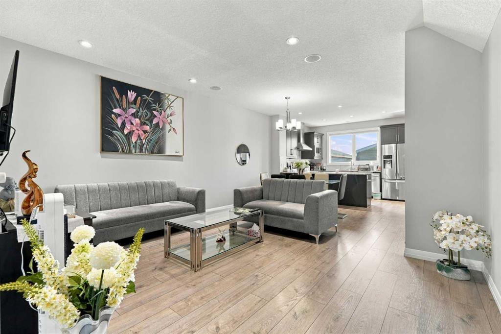 Picture for 88 Red Embers Crescent NE