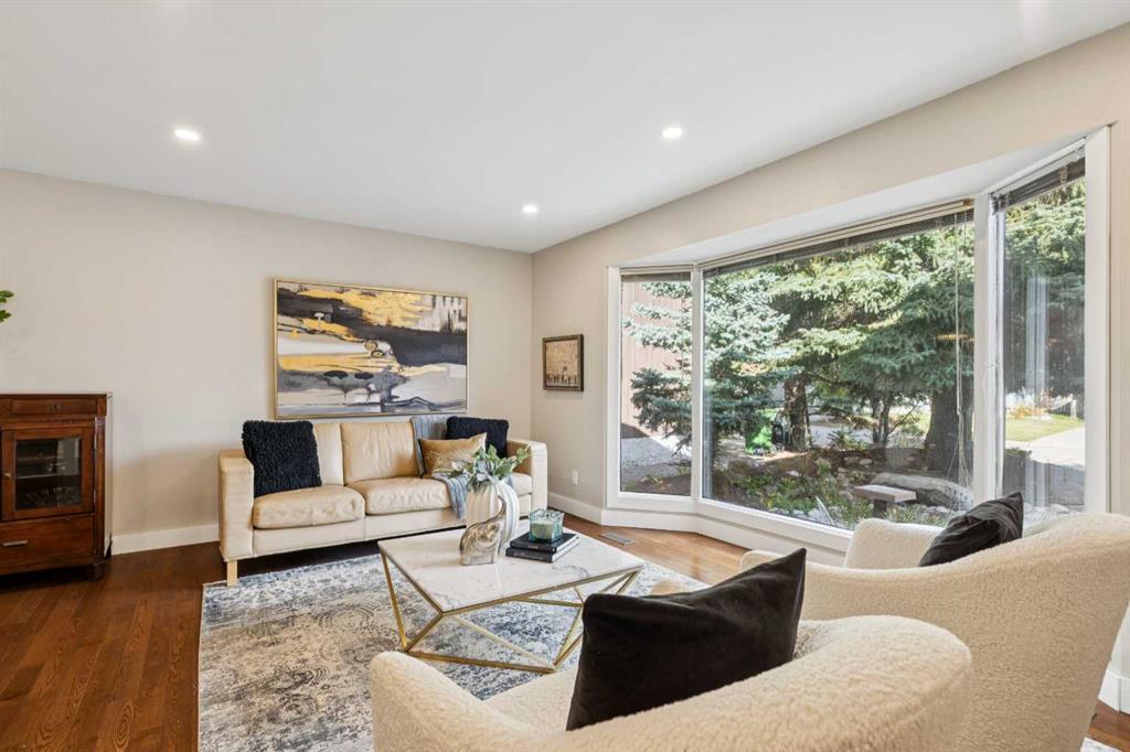 Picture for 7 Woodgreen Crescent SW