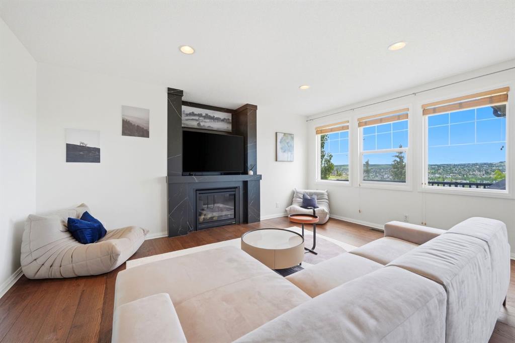 Picture for 170 Panamount Road NW