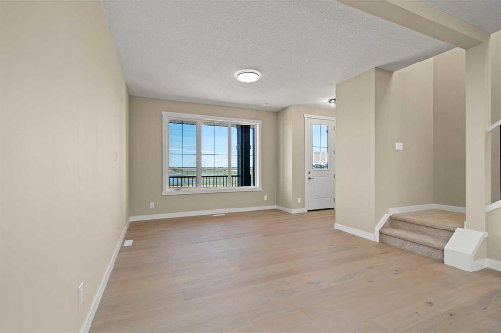 Picture for 676 Sora Boulevard SE