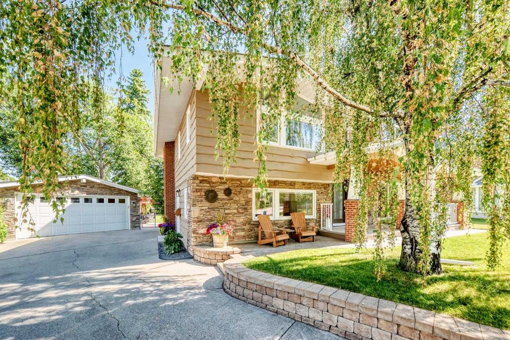 Picture for 10416 Mapleridge Crescent SE