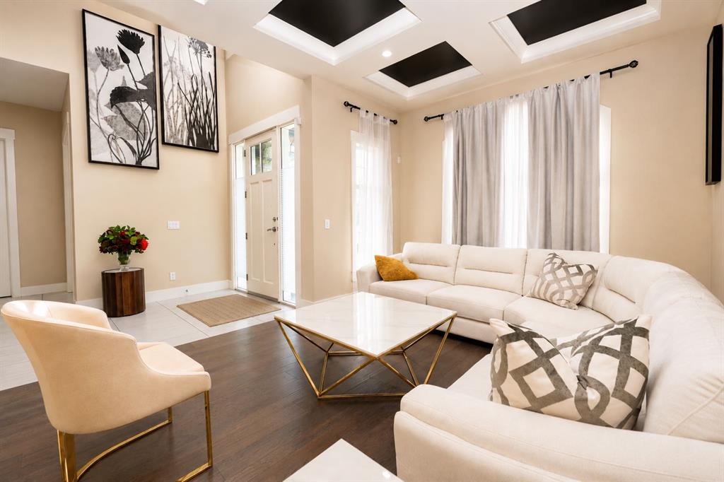 Picture for 772 East Lakeview Road 