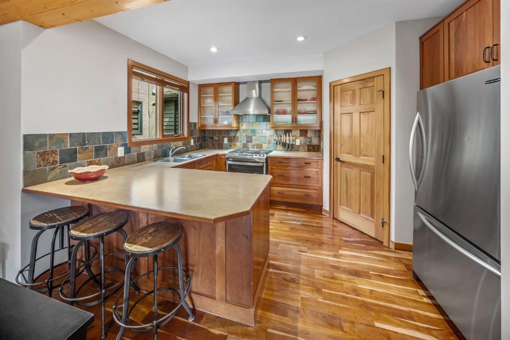 Picture for 4, 813 5th Street 