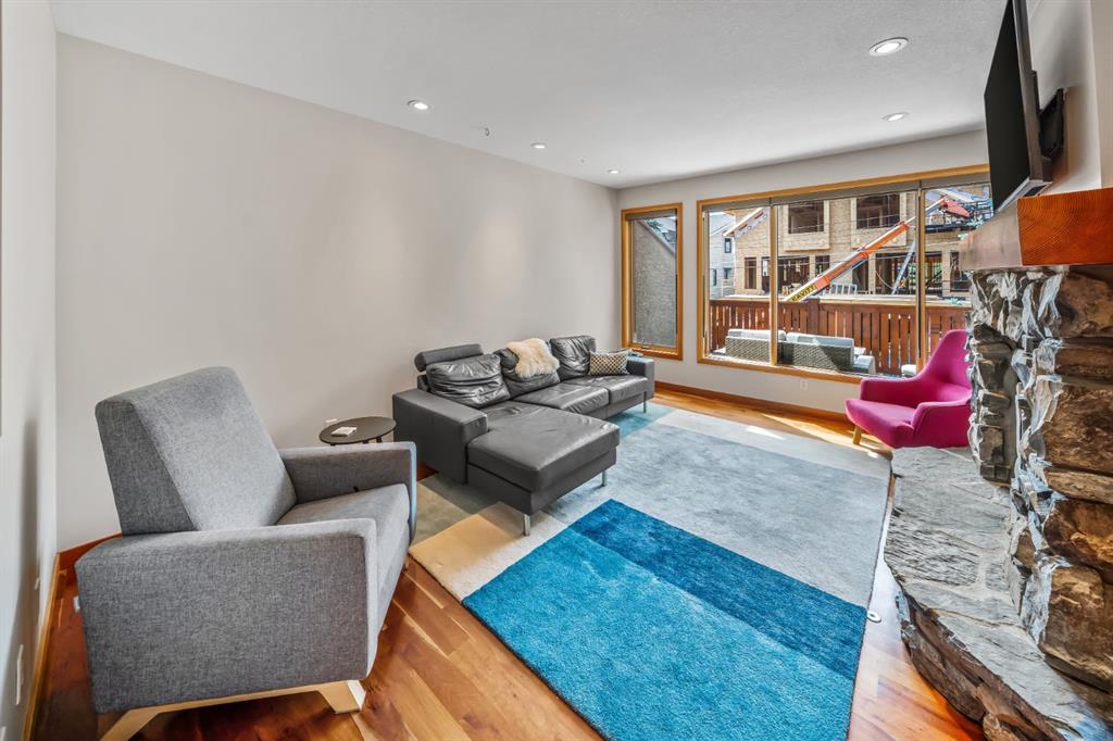 Picture for 4, 813 5th Street 