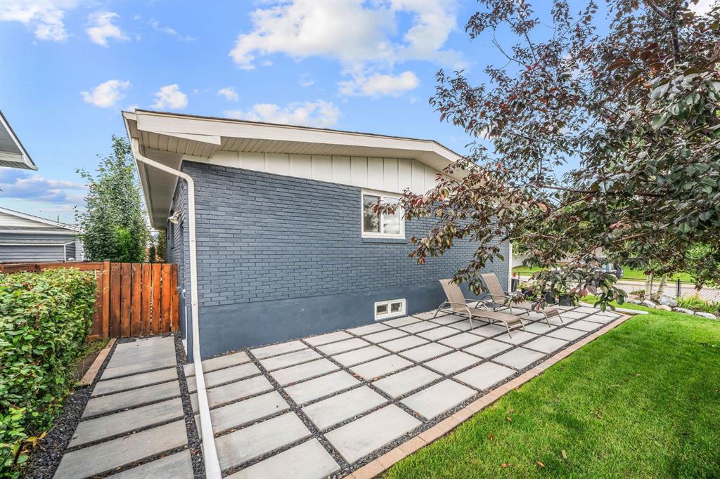 Picture for 703 Millar Road NE