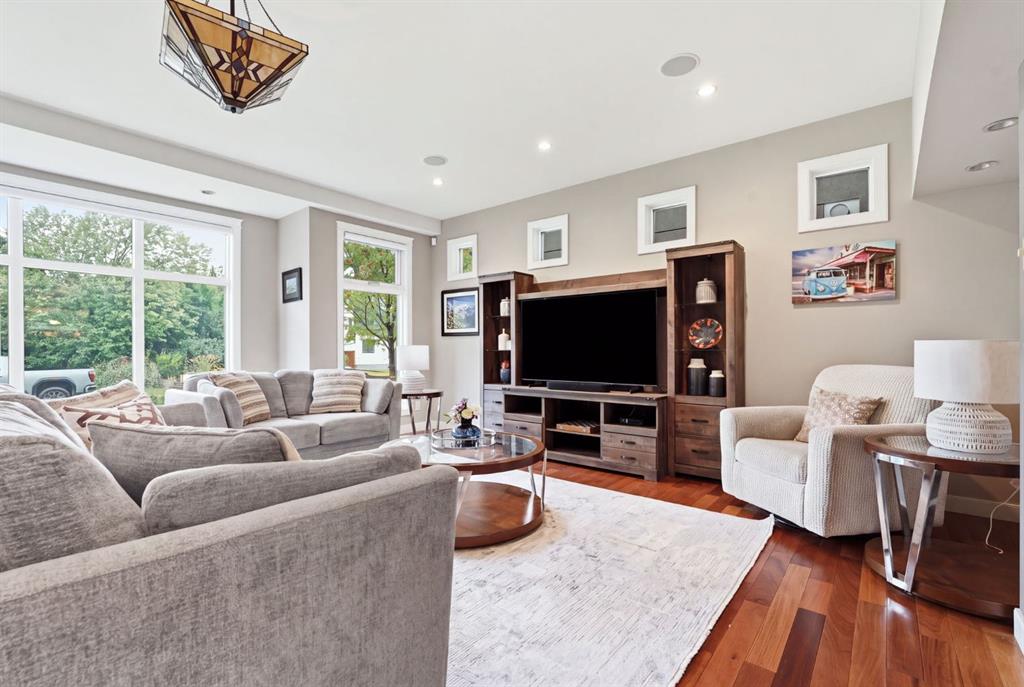 Picture for 2409 Westmount Road NW