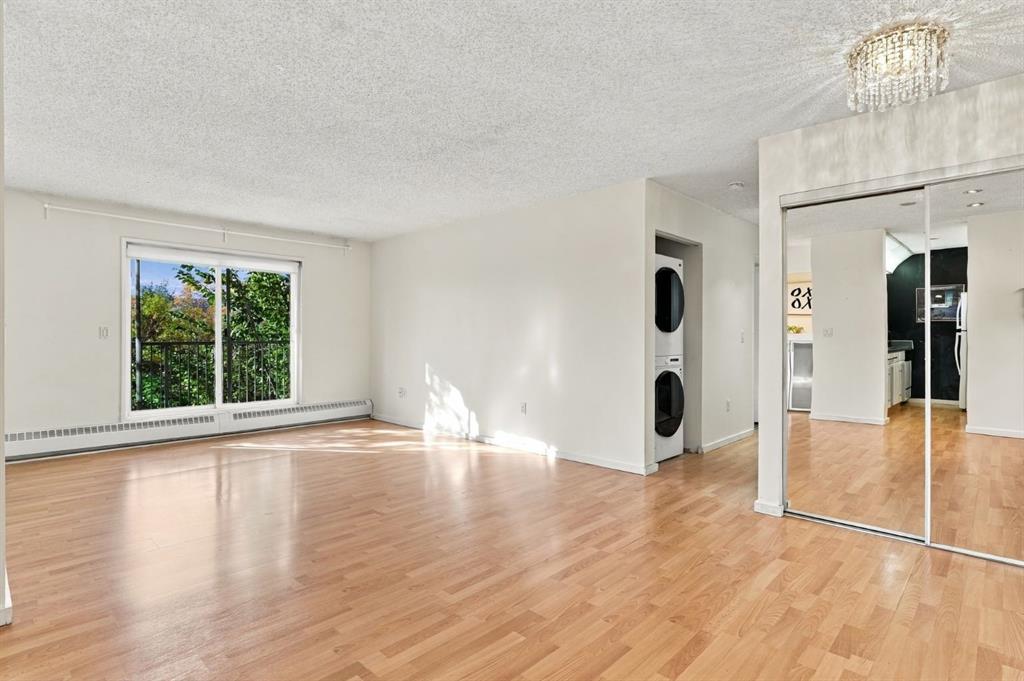 Picture for 417, 21 Dover Point SE