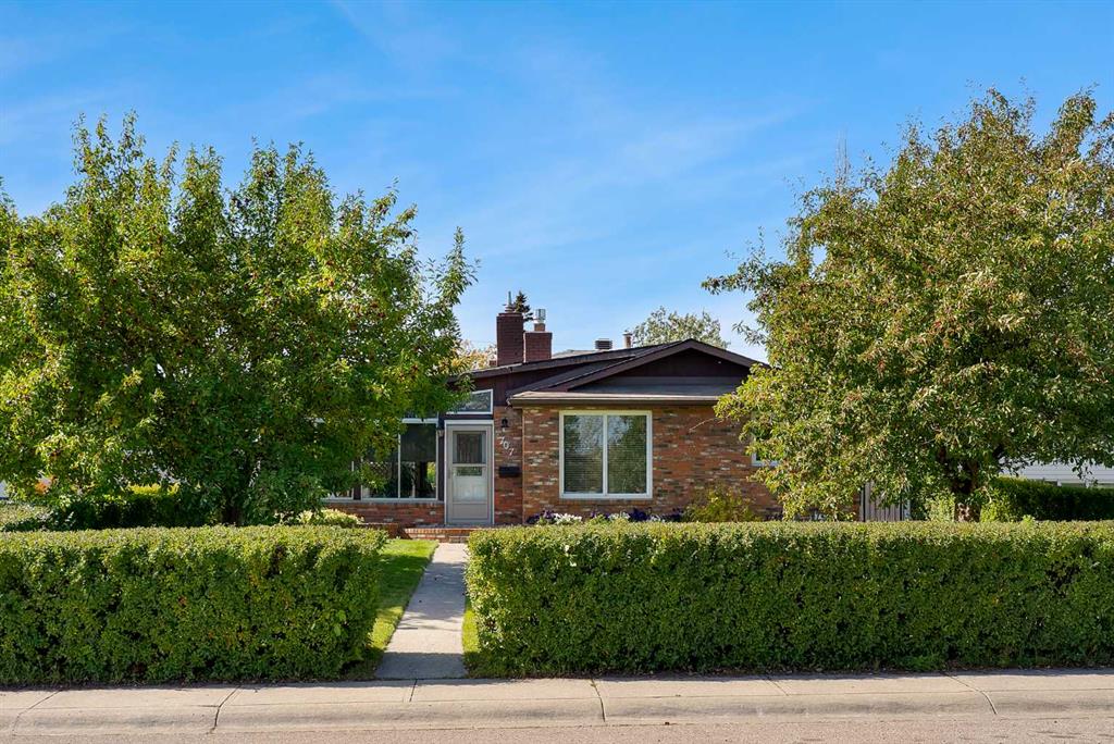 Picture for 707 Fortalice Crescent SE