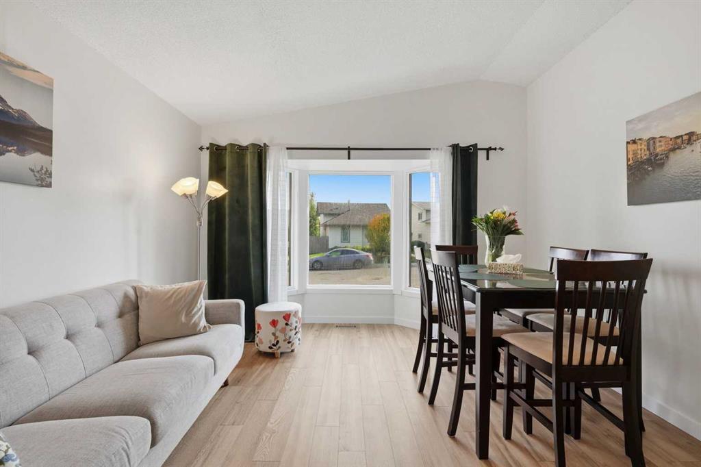 Picture for 104 Shawglen Rise SW