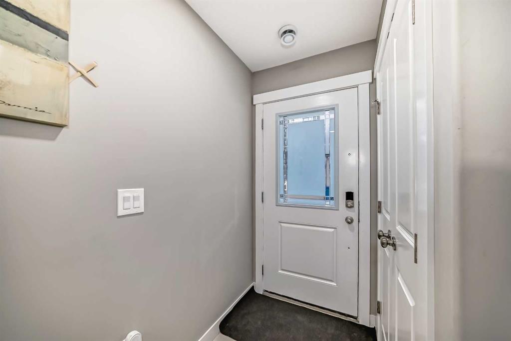 Picture for 5, 129 Skyview Parade NE