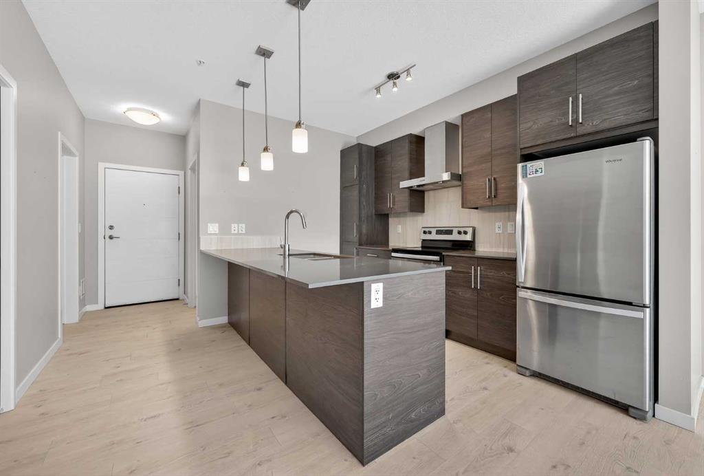Picture for 407, 122 Mahogany Centre SE