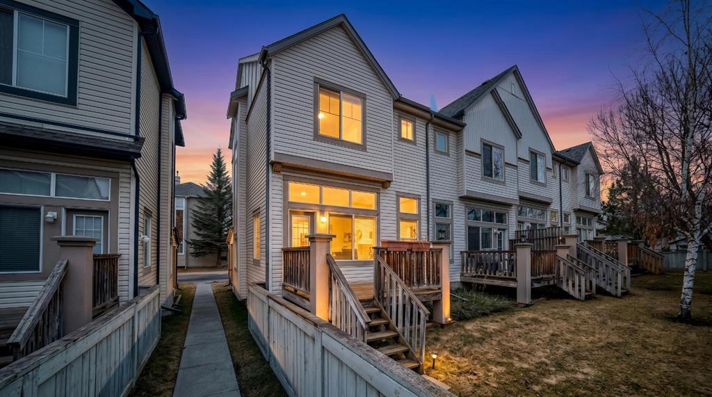 Picture for 17 Copperfield Court SE