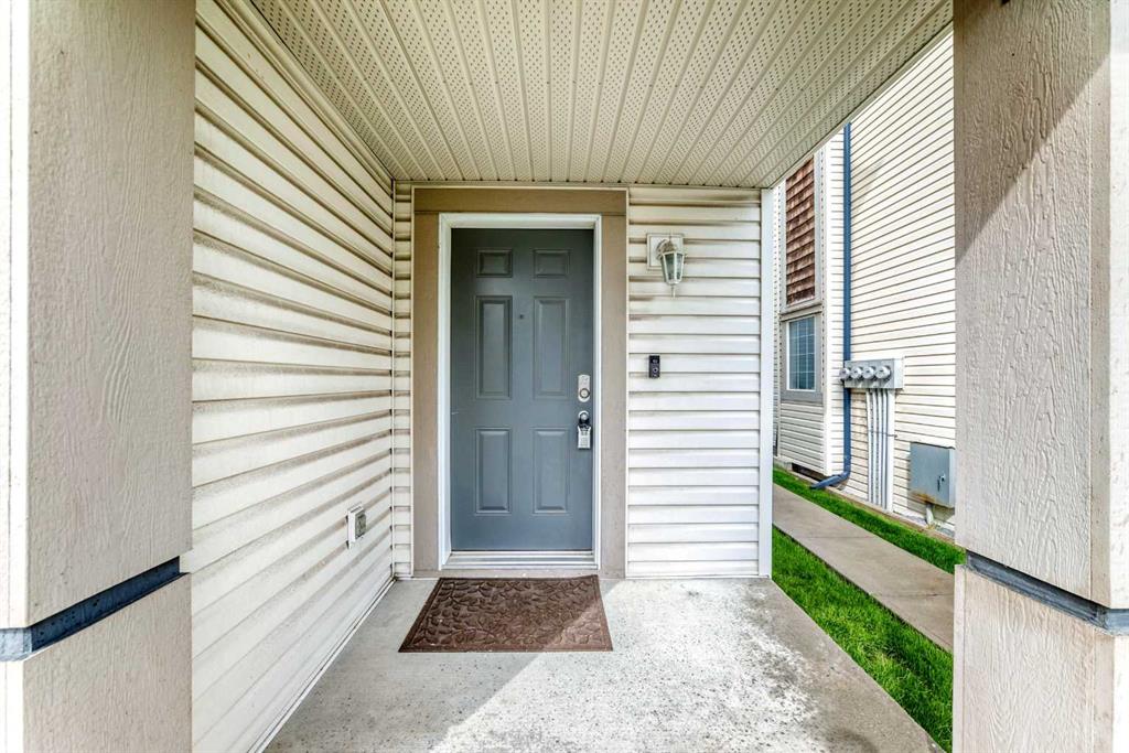 Picture for 17 Copperfield Court SE