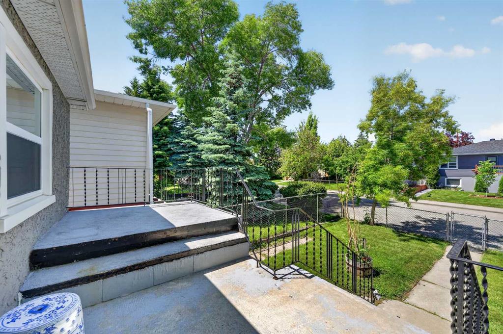 Picture for 1212 Bantry Street NE