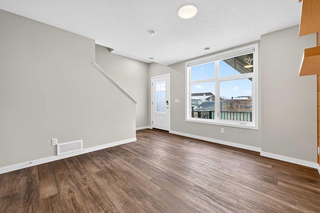 Picture for 589 Mahogany Road SE