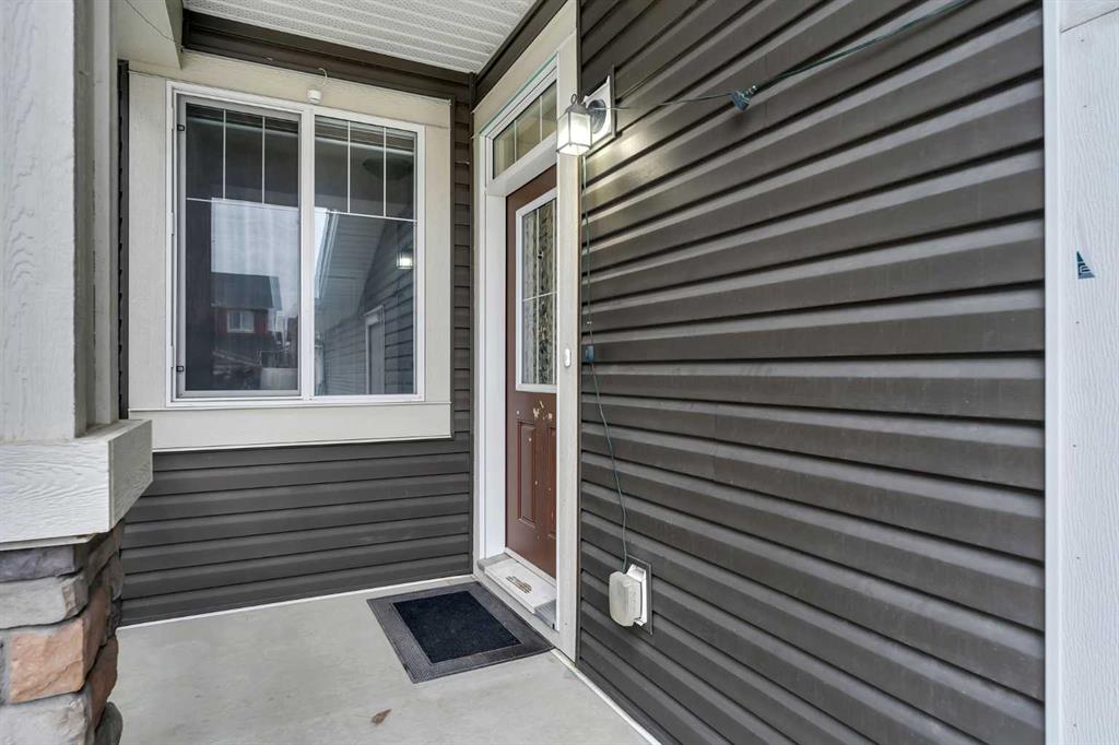 Picture for 28 Saddlelake Common NE