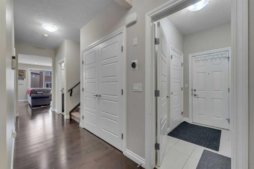Picture for 28 Saddlelake Common NE