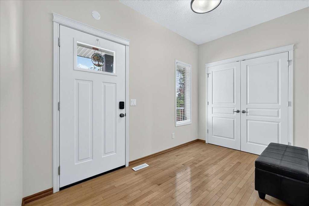 Picture for 121 Springmere Road 