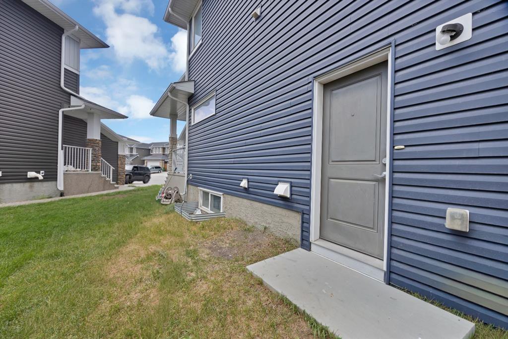 Picture for 76 Red Embers Square NE