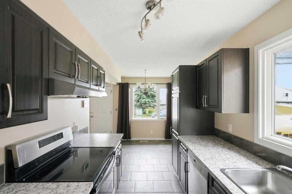 Picture for 118 Dovertree Place SE