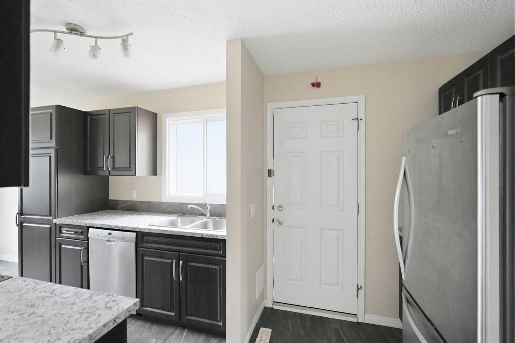 Picture for 118 Dovertree Place SE