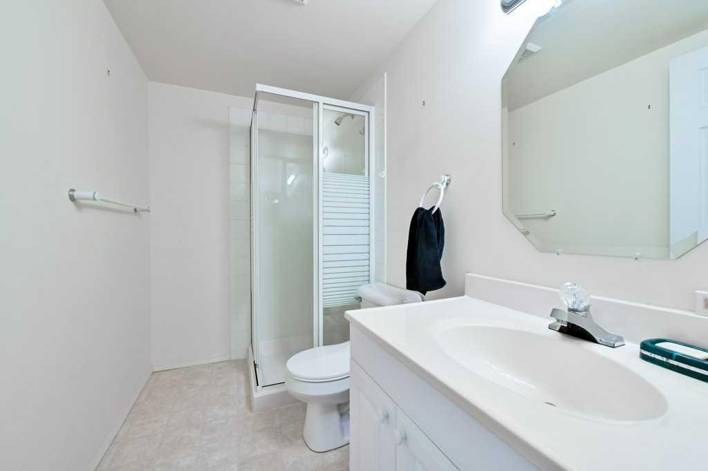 Picture for 184 Valley Ridge Heights NW