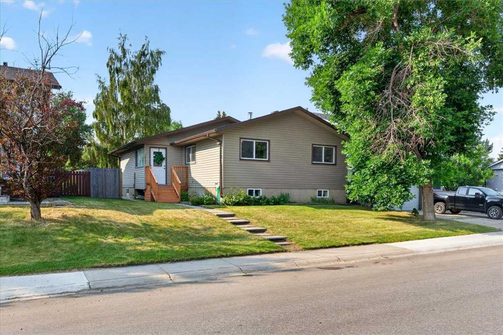 Picture for 1837 Meadowbrook Drive SE