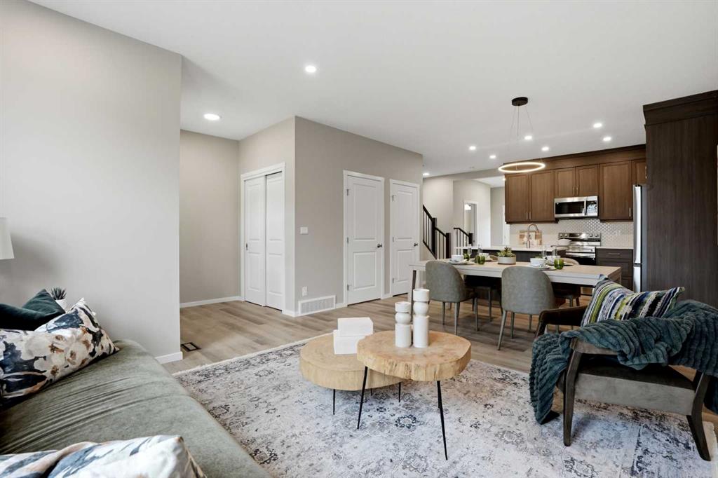 Picture for 29 Yorkstone Gardens SW