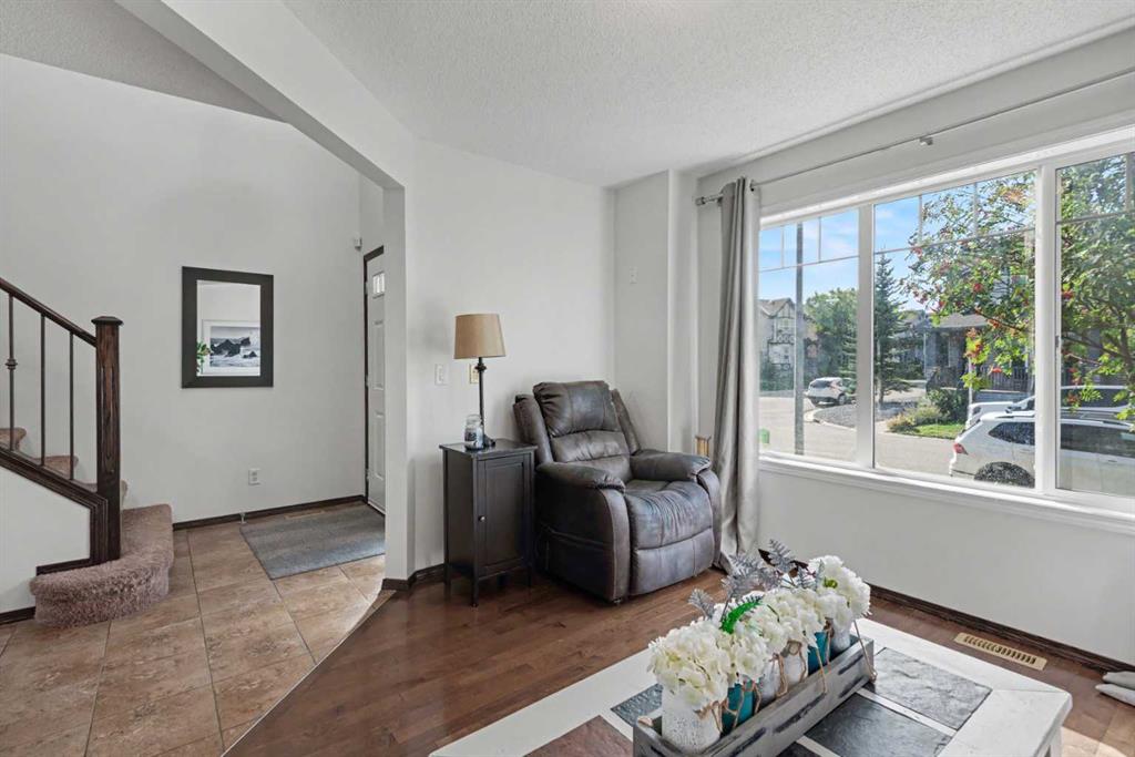Picture for 380 Cranberry Circle SE
