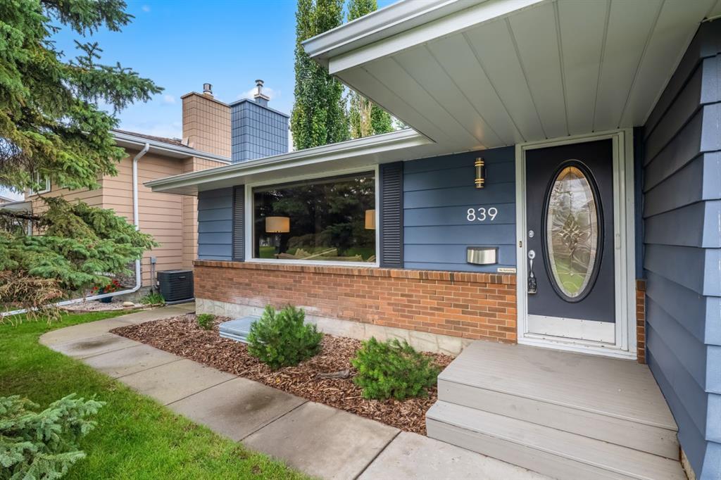 Picture for 839 Lake Twintree Crescent SE