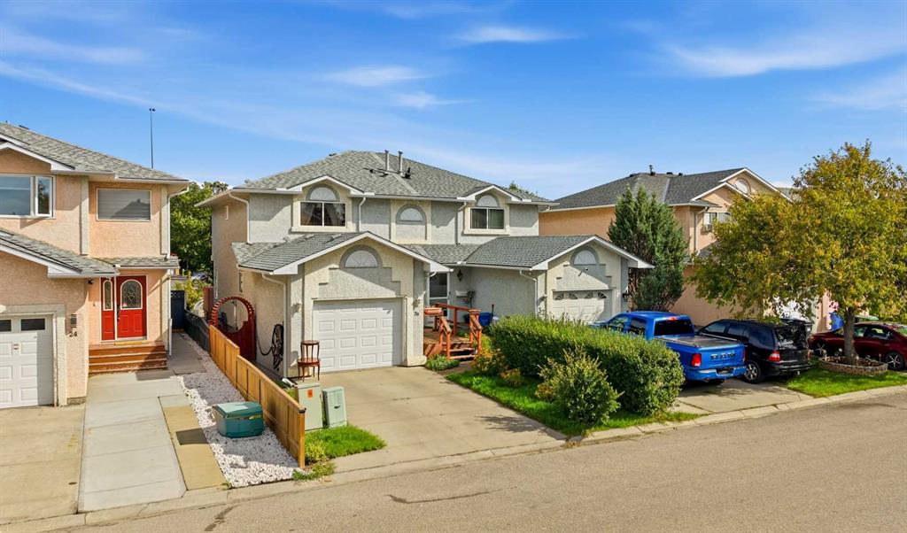 Picture for 28 Martinglen Way NE