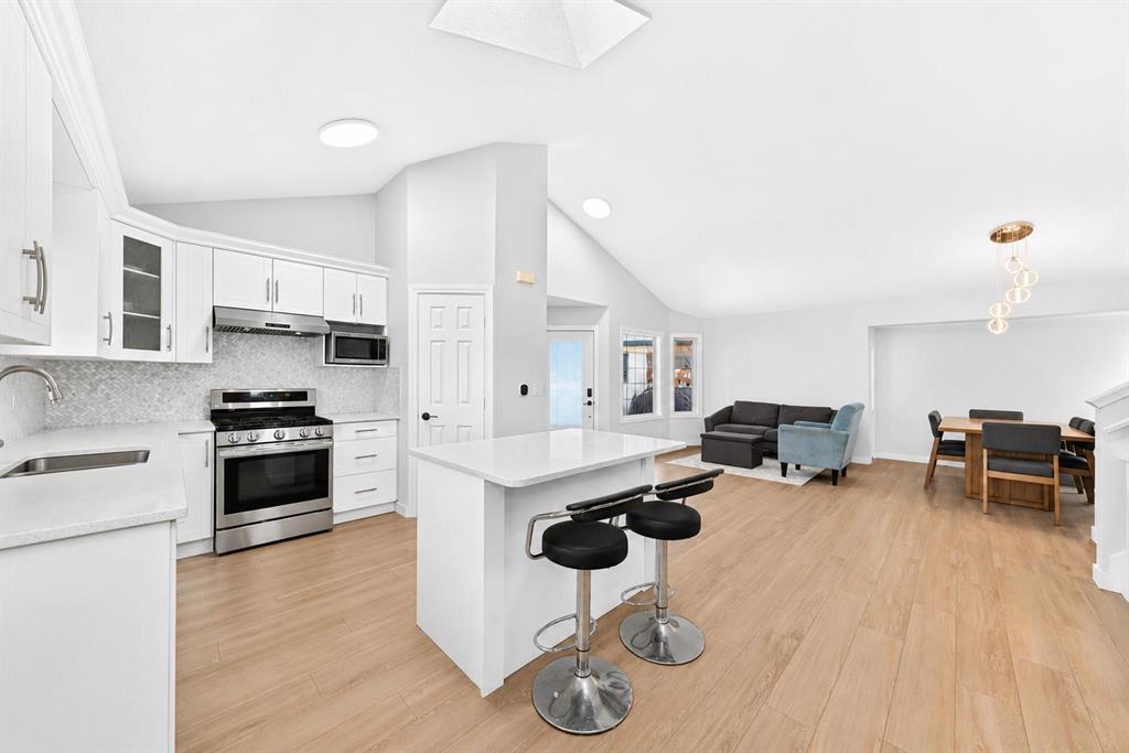 Picture for 315 Appleglen Place SE