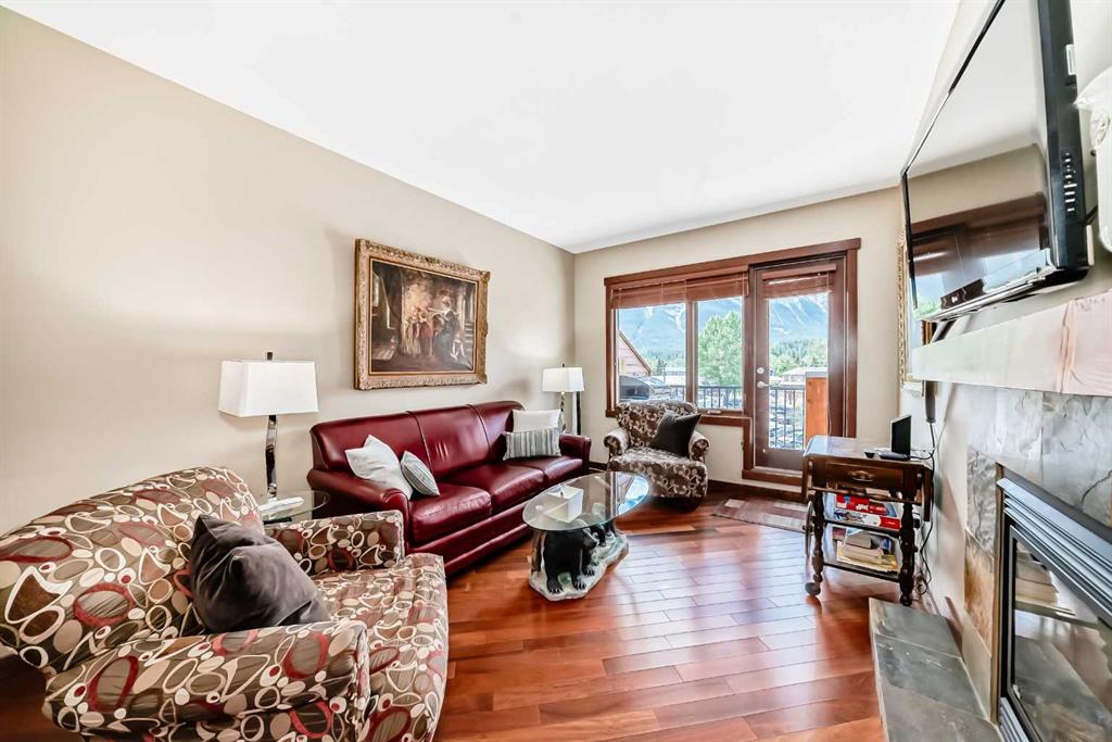 Picture for 311, 1002 8 Avenue 
