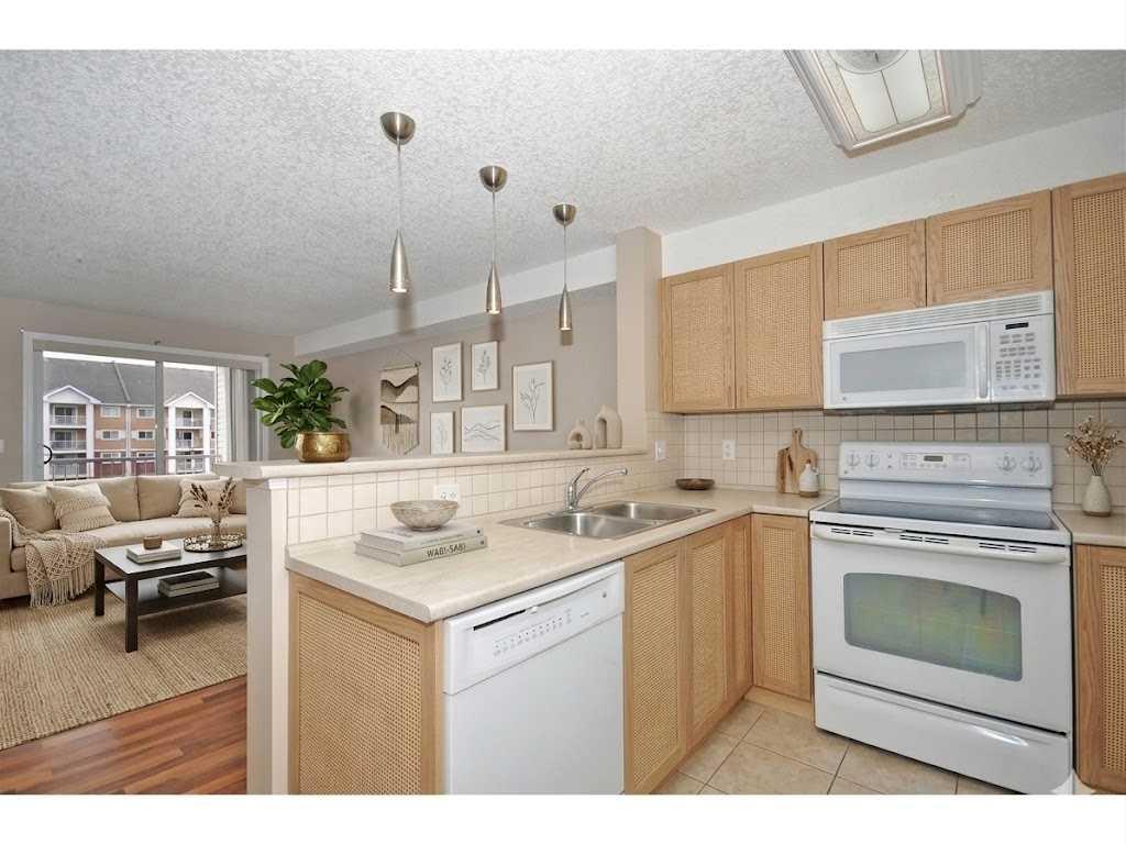 Picture for 2310, 10 Prestwick Bay SE