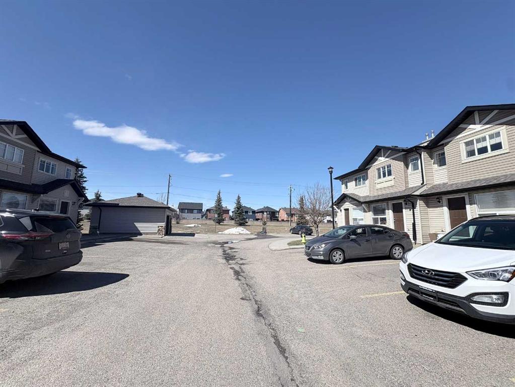 Picture for 138 Saddlebrook Point NE