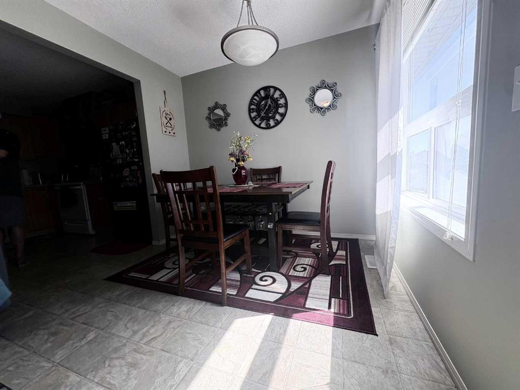 Picture for 138 Saddlebrook Point NE
