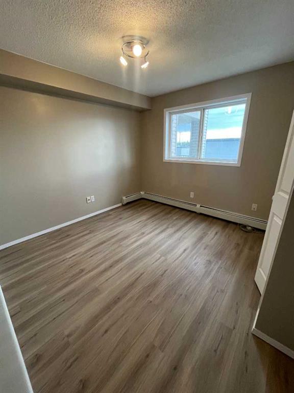 Picture for 4312, 4975 130 Avenue SE
