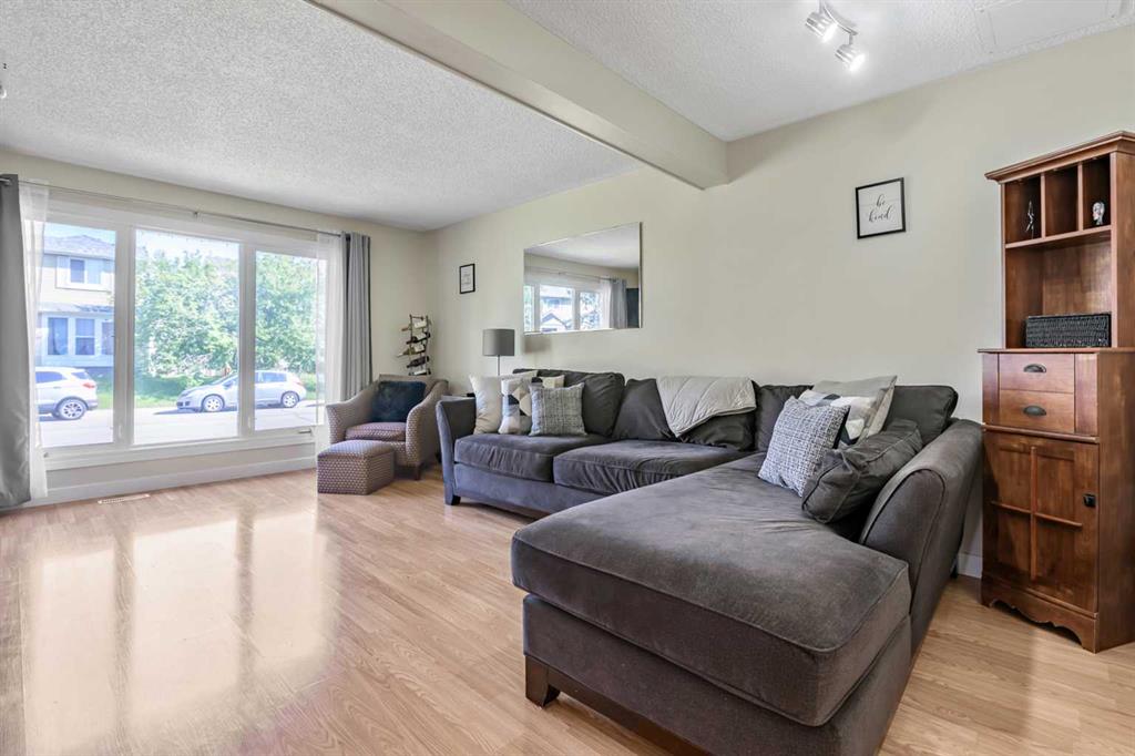 Picture for 37 Erin Woods Place SE