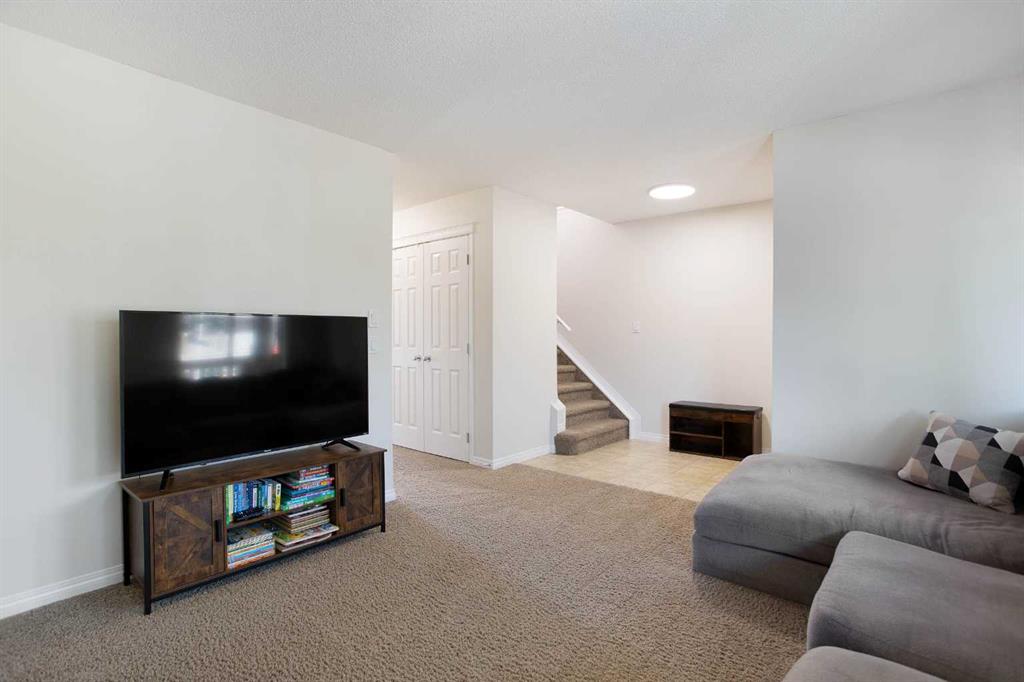Picture for 283 Evansdale Way NW