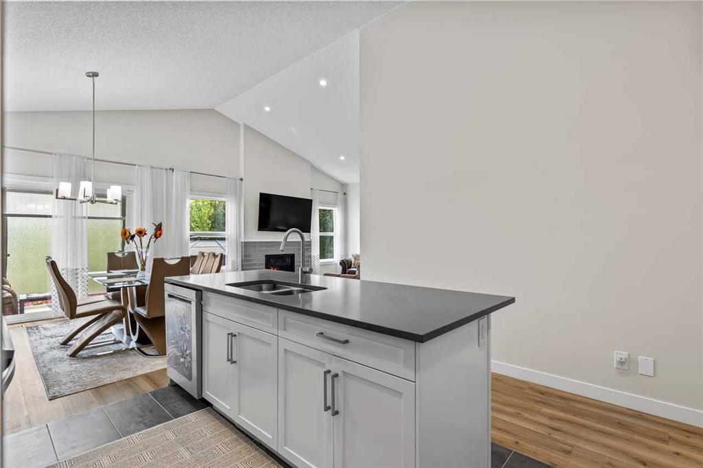 Picture for 119 Walgrove Green SE